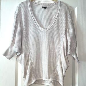 EXPRESS DOLMAN Off White Loose V Neck Sweater Size XS